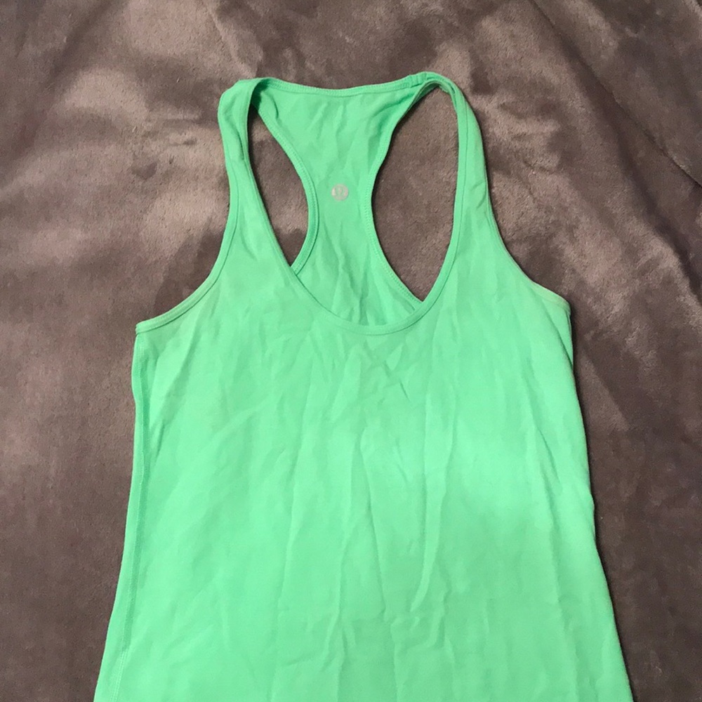 Lululemon workout top